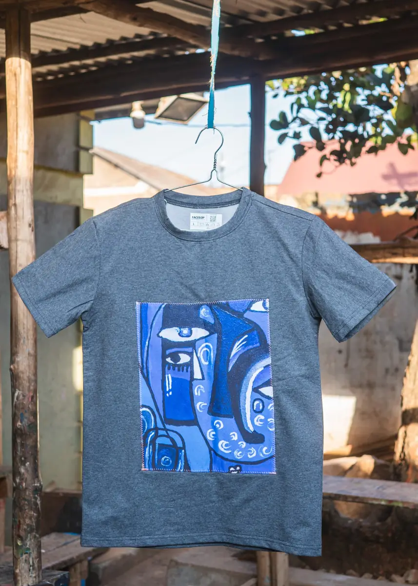 The Blue Faces Tee by Faces Up young artists